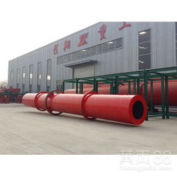 雞糞有機(jī)肥生產(chǎn)線的核心 翻堆機(jī)在整套設(shè)備中的關(guān)鍵作用